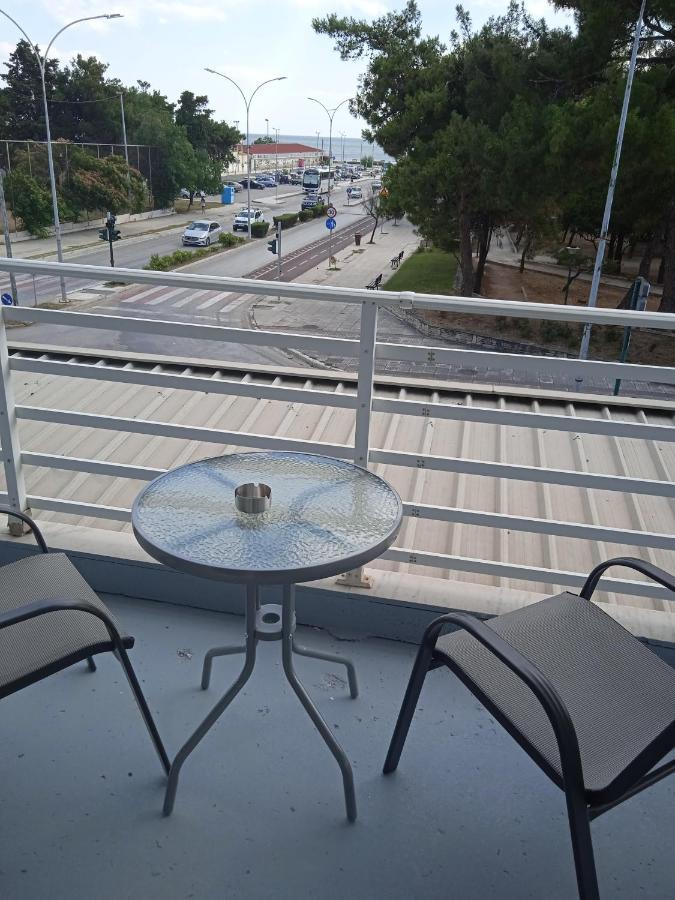 Paralion Town Apartments أليكسانثيربوليس المظهر الخارجي الصورة