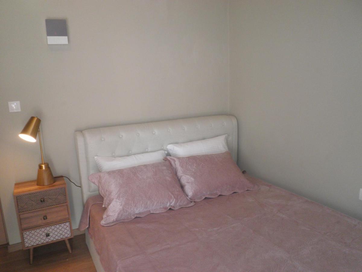 Paralion Town Apartments أليكسانثيربوليس المظهر الخارجي الصورة