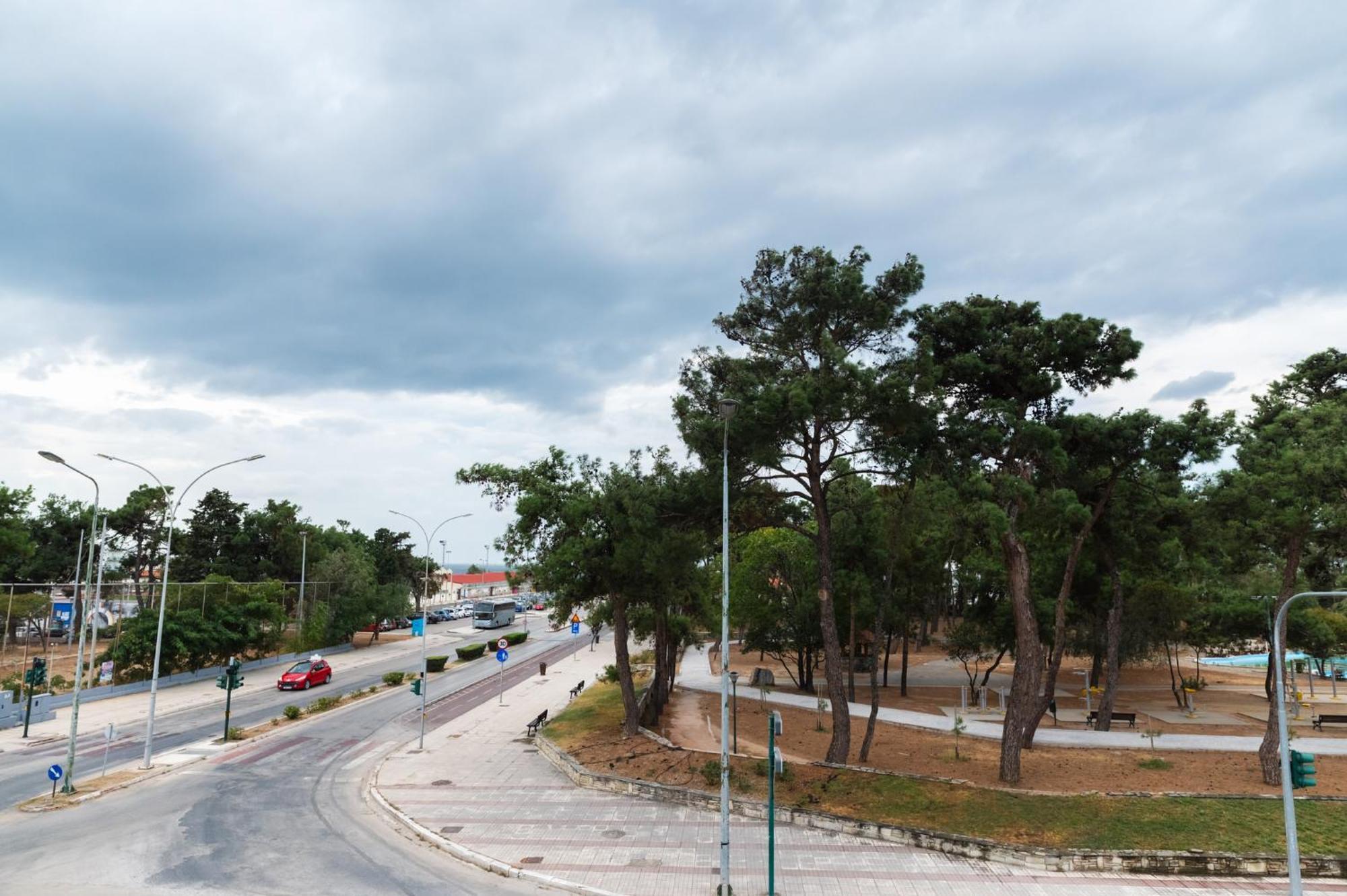Paralion Town Apartments أليكسانثيربوليس المظهر الخارجي الصورة