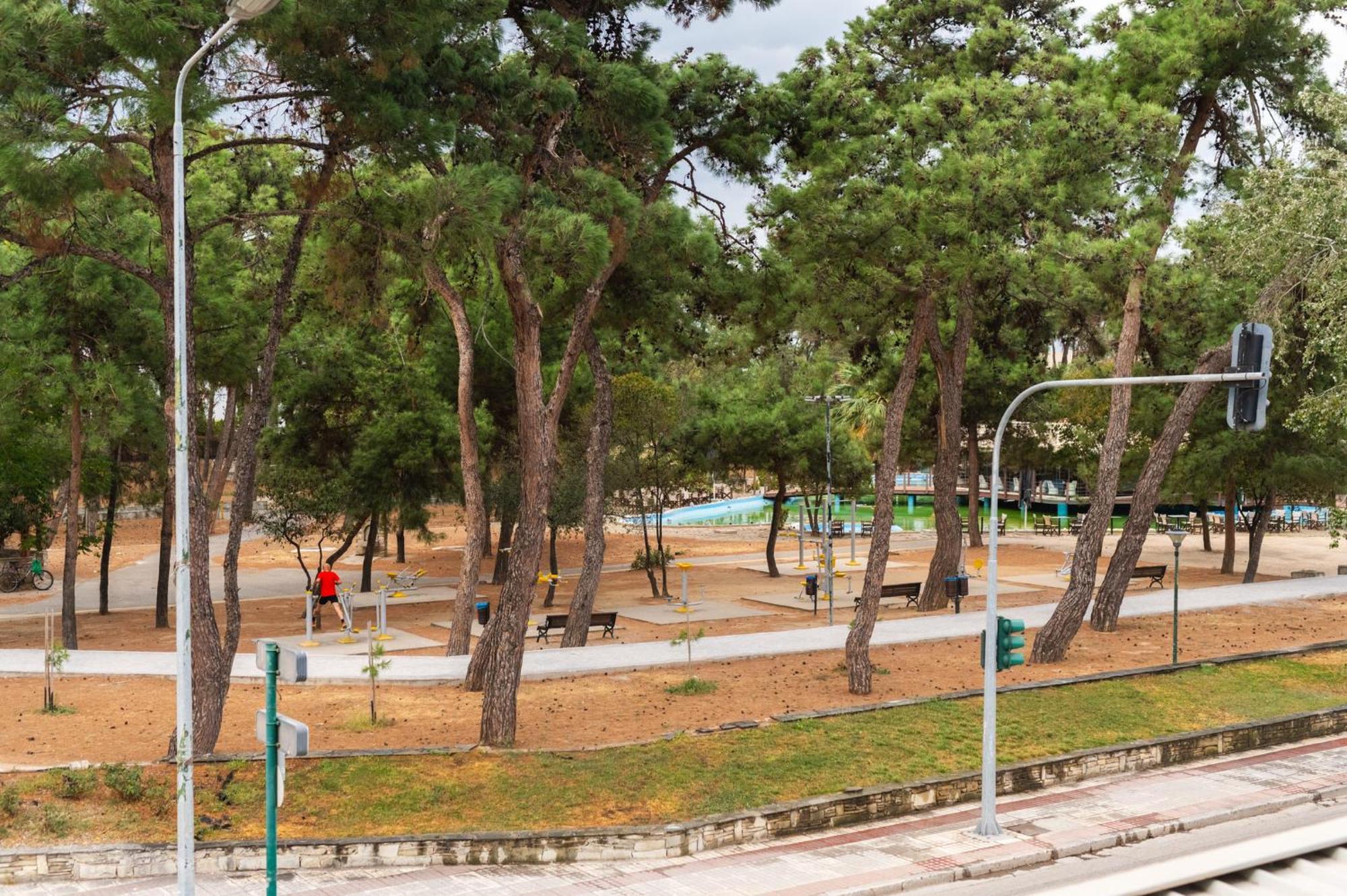 Paralion Town Apartments أليكسانثيربوليس المظهر الخارجي الصورة