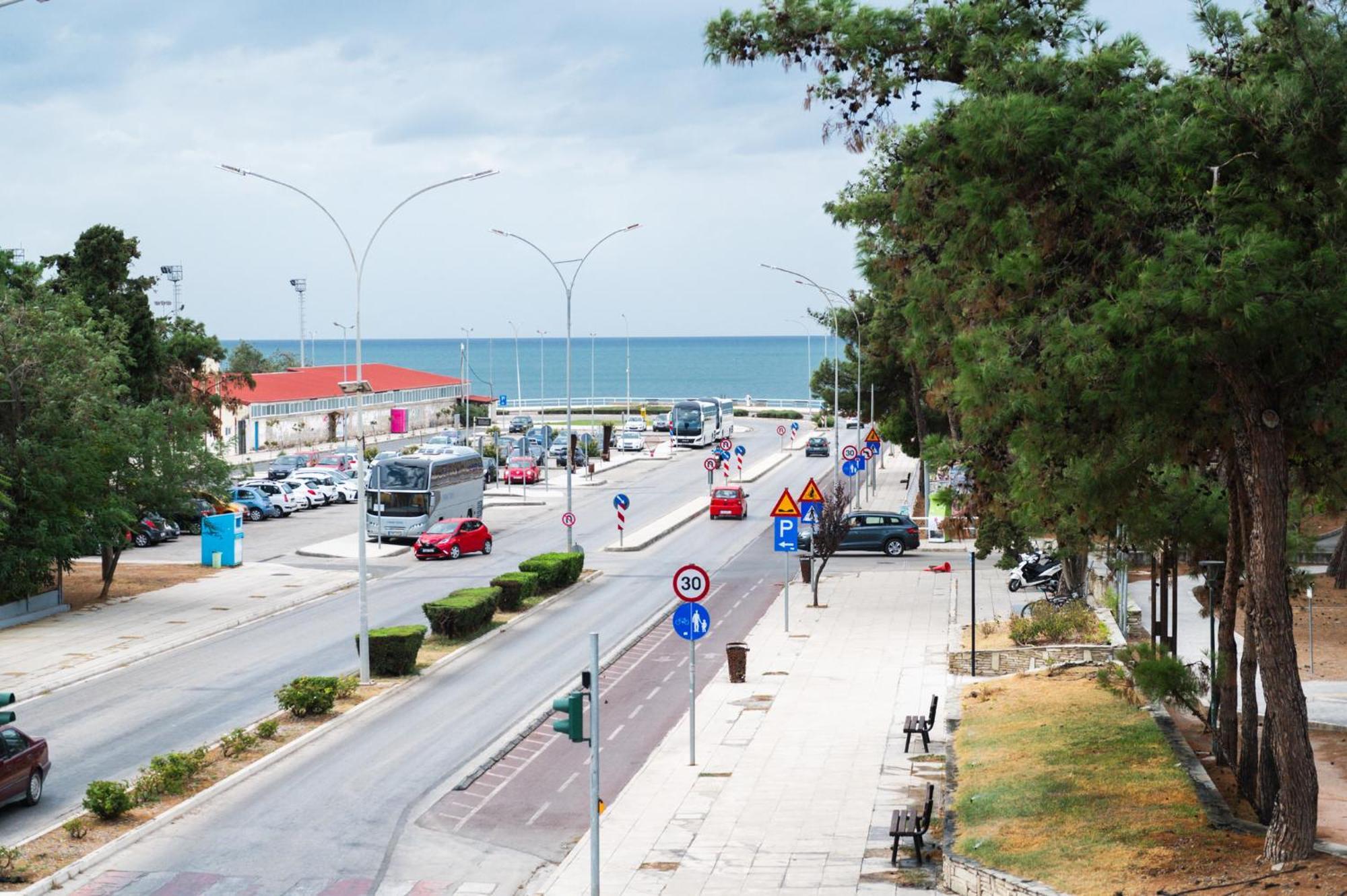 Paralion Town Apartments أليكسانثيربوليس المظهر الخارجي الصورة